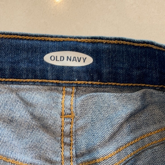 Old navy Jean short - Picture 2 of 5